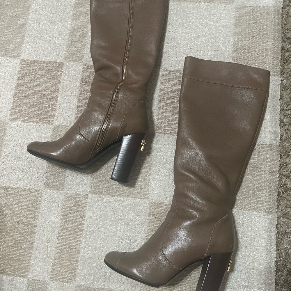 Loewe Brown Heeled Boots with Chunky Heel and Smooth Leather